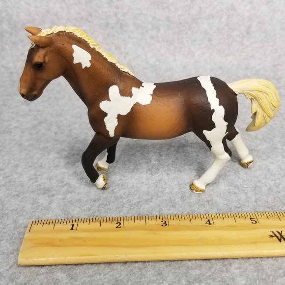 Schleich Farmland Stallion Horse Figurine - Picture 8 of 9